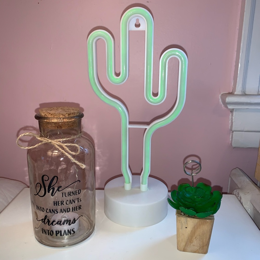 Cactus Neon Light